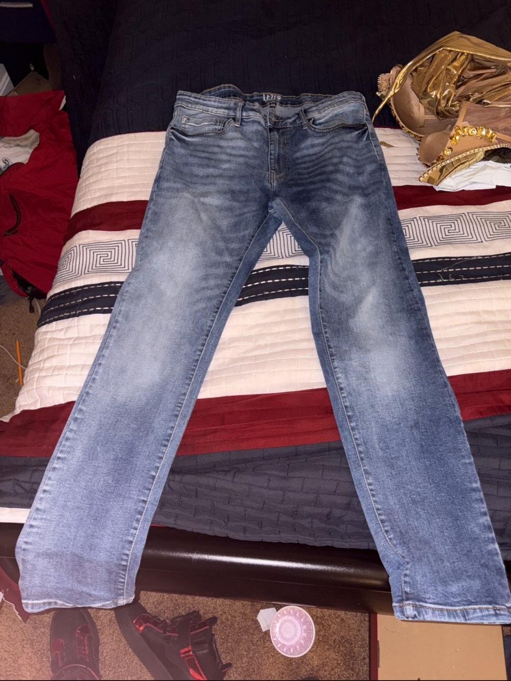 Men's Light Blue Washed Jeans - Classic Slim Fit